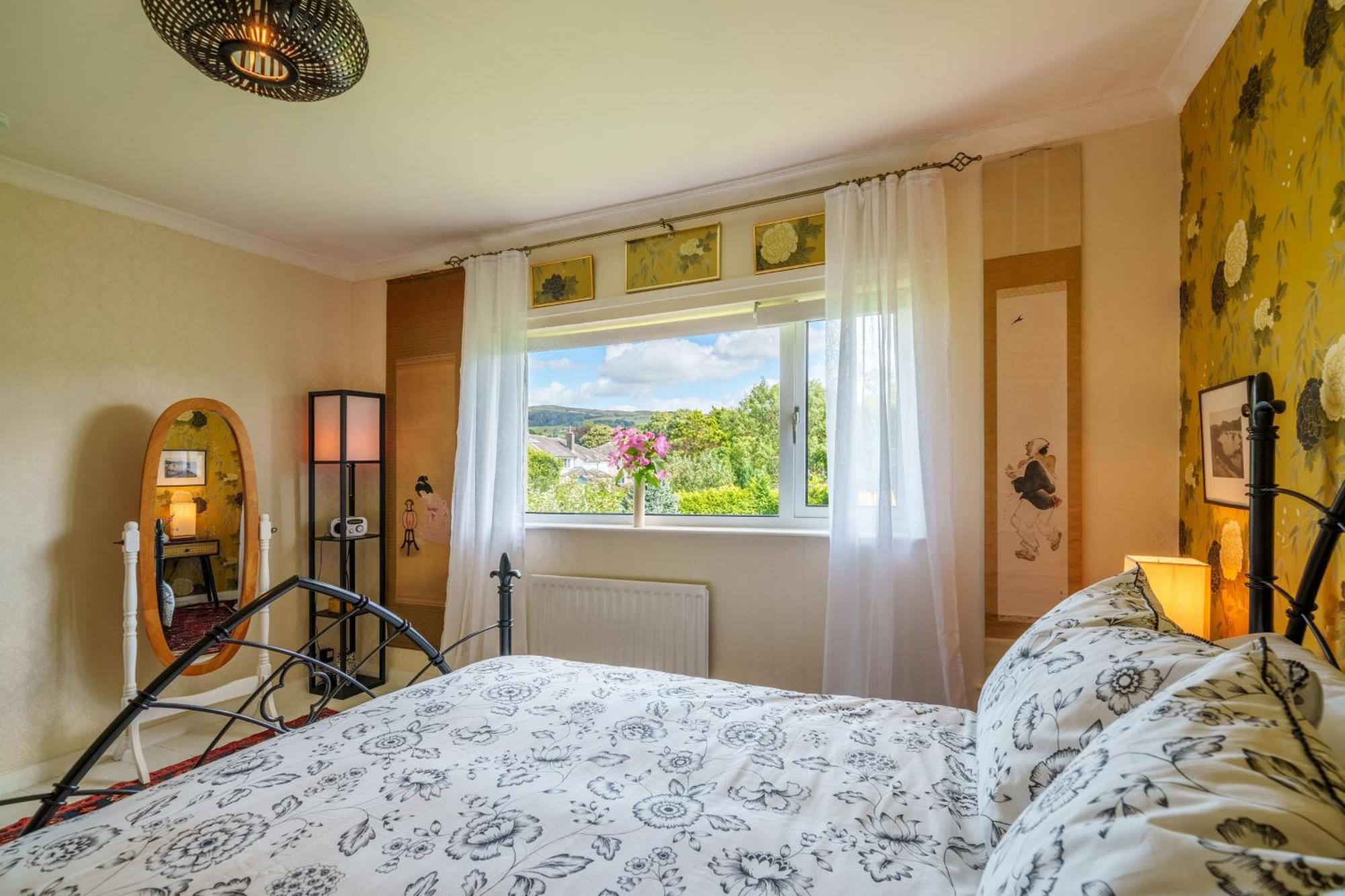 Apple Byrd - Short Stroll Into Kendal Town Centre Villa Exterior foto
